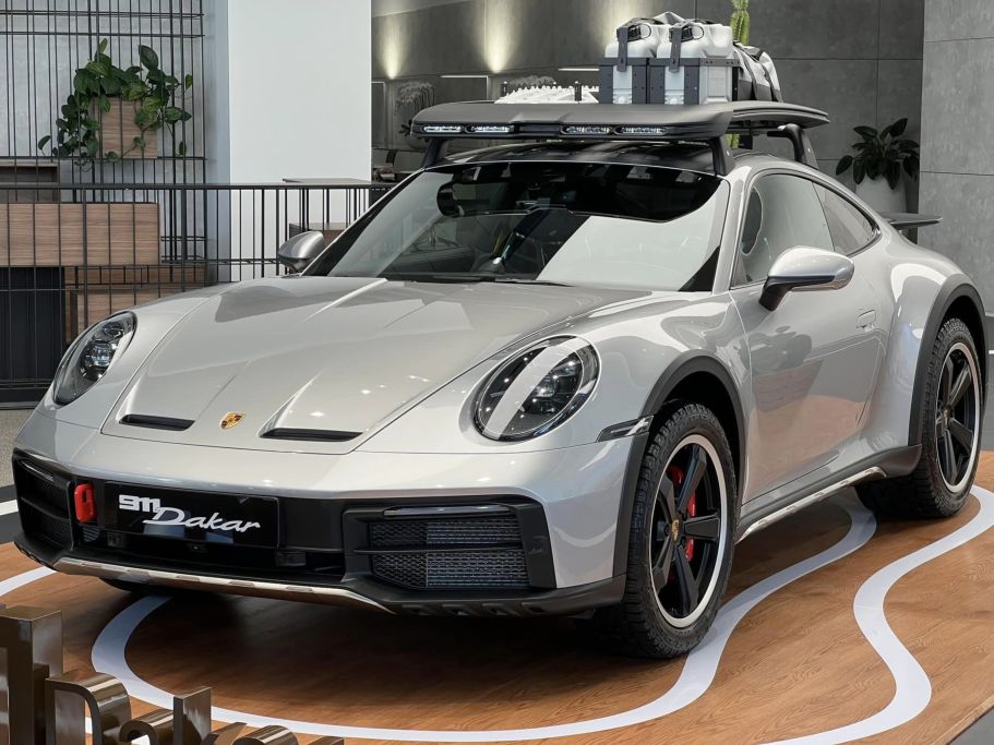 Những mẫu xe Porsche giá trên 10 tỷ đồng tại Việt Nam